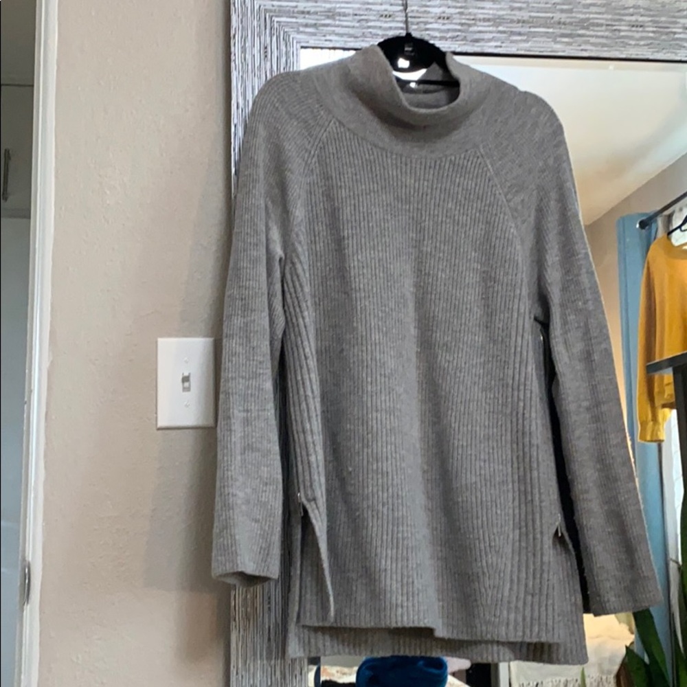 Vince wool/cashmere size zip turtleneck sweater